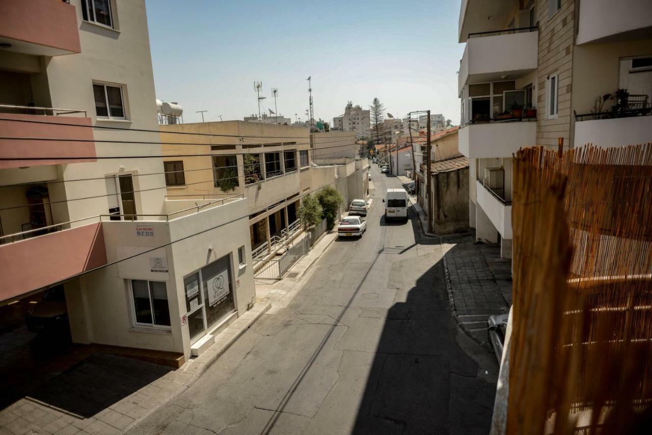 Katka Hostel Larnaca Exteriör bild
